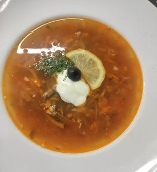 Солянка м'ясна (250/20/10/5г)