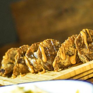 Gyozas de Buey Parrilla (6 Uds.)