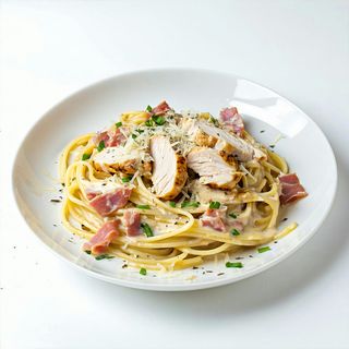 Spaghete cu piept de pui