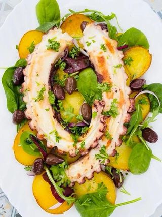 Salata cu caracatita