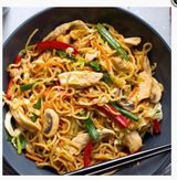 173a. Tallarines yakisoba con pollo