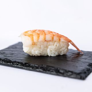 Nigiri di gambero cotto