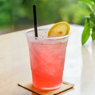 Limonada cu sirop de zmeura
