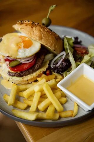 Бургер "Скайберри"