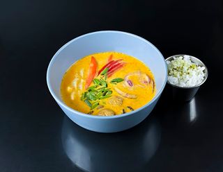 Том Ям з куркою (180 г)