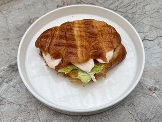 Круасан Цезаре