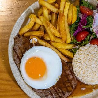 Bitoque de Vitela ou Frango ou Porco