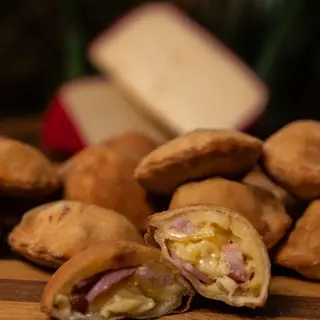 Mini Pastelitos Molones