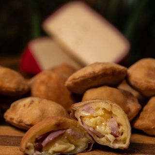 Mini Pastelitos Molones