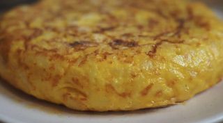 Tortilla De Patata Con Chorizo