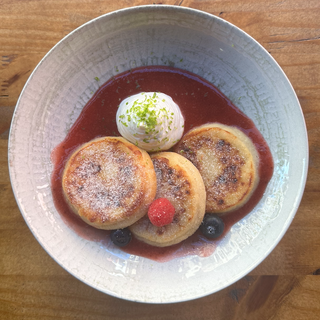 SYRNIKI CON MERMELADA