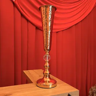 ლითონის ლარნაკი ოქროსფერი პატარა