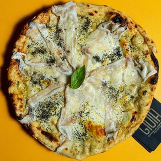 CEFALÚ... alcachofa, lardo de pata negra, scamorza ahumada, semilla amapola