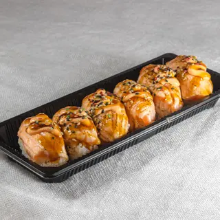 Niguiris de salmón flameados