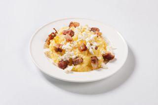 Банош з бринзою та беконом (250г)