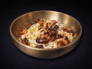 Класична паста з мідіями та вершковим соусом (295g)