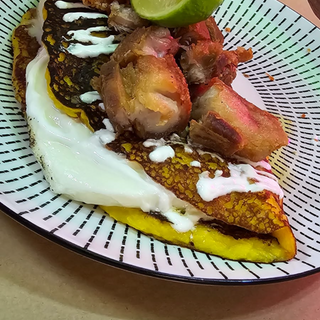 Cachapa de chicharrón 