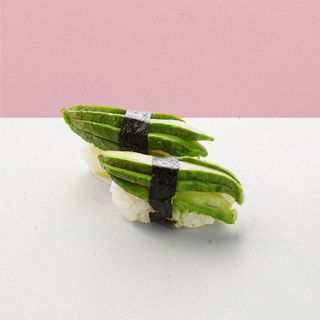 5. Nigiri aguacate (2 uds.)