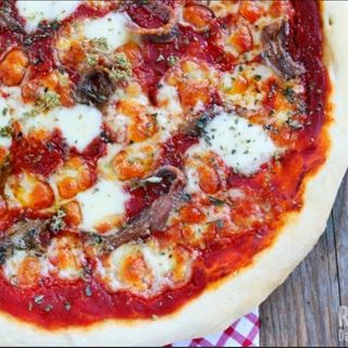 Pizza Provola e pepe