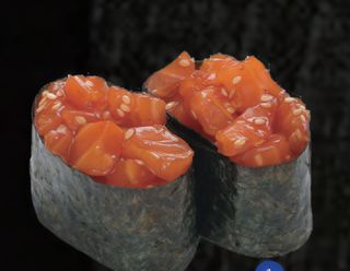 Gunkan De Salmón (2 Uds.)