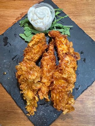 Straccetti di pollo con panatura corn flakes