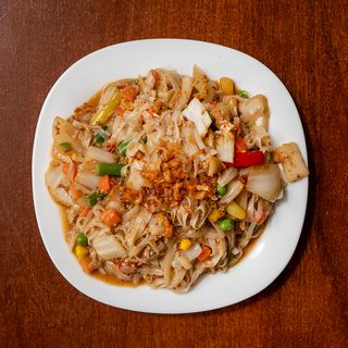 Makaron chiński z kurczakiem