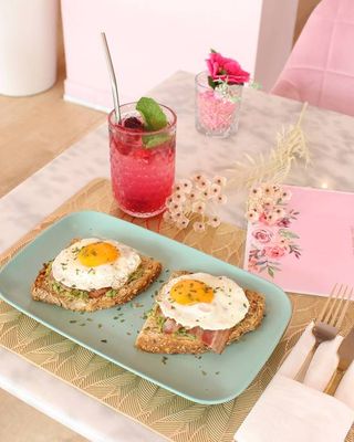 Tosta de Abacate e Bacon Fatia