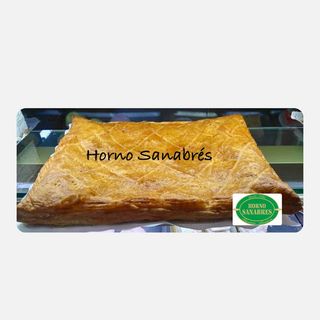 Empanada De Jamón York Y Queso (1 Kg.)