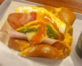 Sandwich keran cheese bacon