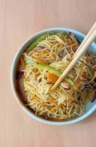 Fideos De Arroz Con Verduras