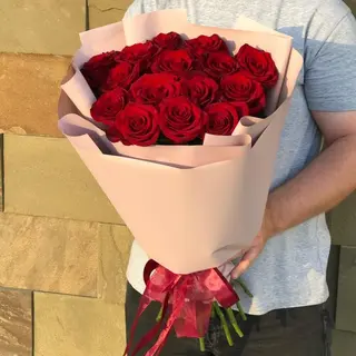 Букет 15 красных роз  50 см
