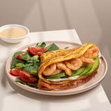 Омлет з креветками та авокадо