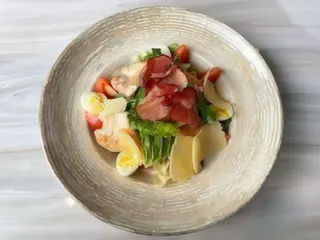 Салат Цезар з індичкою (250g)