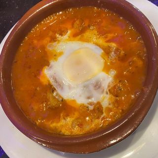 Tajín De carne picada con huevo