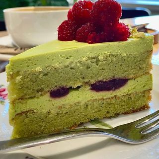 Чизкейк Фисташково-малиновый