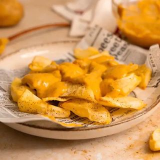 Patatas Con Salsa Kimchi (Ración)