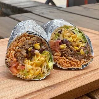 Голямо бурито със свинско