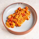 Спагетти с креветкой и бейби кальмаром