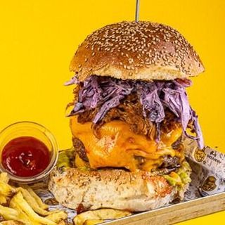 TRIPLOSPICYPORK BURGER