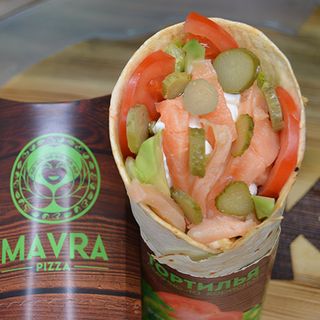 Тортилья Сьомга-Авокадо (1шт)