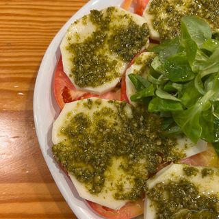 MEDIA MOZZARELLA CON TOMATE