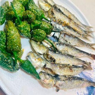 Xoubas Con Pimientos De Padrón 