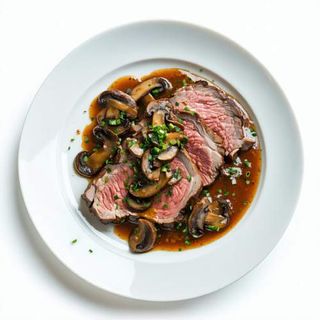 Cerdo Con Champiñones