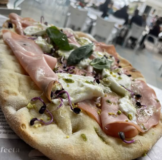 Pizza La Gourmet Romana