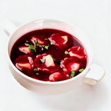 Czerwony barszczyk z uszkami