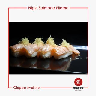 Nigiri salmone flame - 4 pezzi