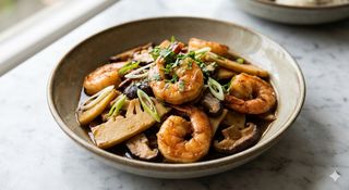 Gambas Con Bambú Y Setas Chinas