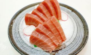 Sashimi de atún (9 pzs.)