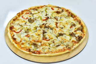 პიცა ღორის მწვადით