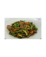 Stir-fried beef with chili 小炒黄牛肉C32
